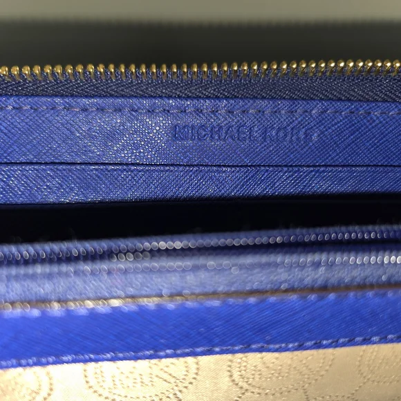 Michael Kors Jetset Lg Card Case Carryall Leather Wallet Blue Sapphire - Picture 5 of 7